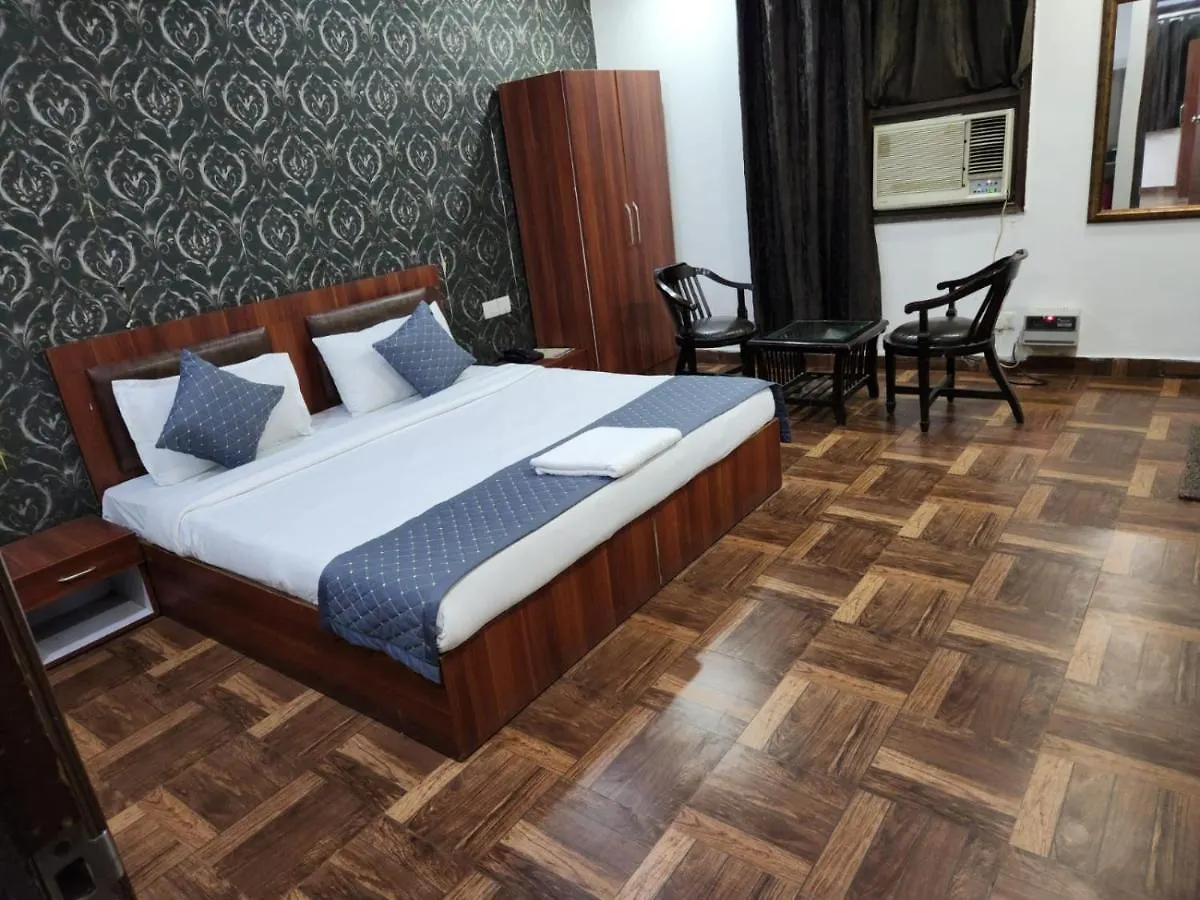Hotel Clayton Near Igi Airport Delhi New Delhi