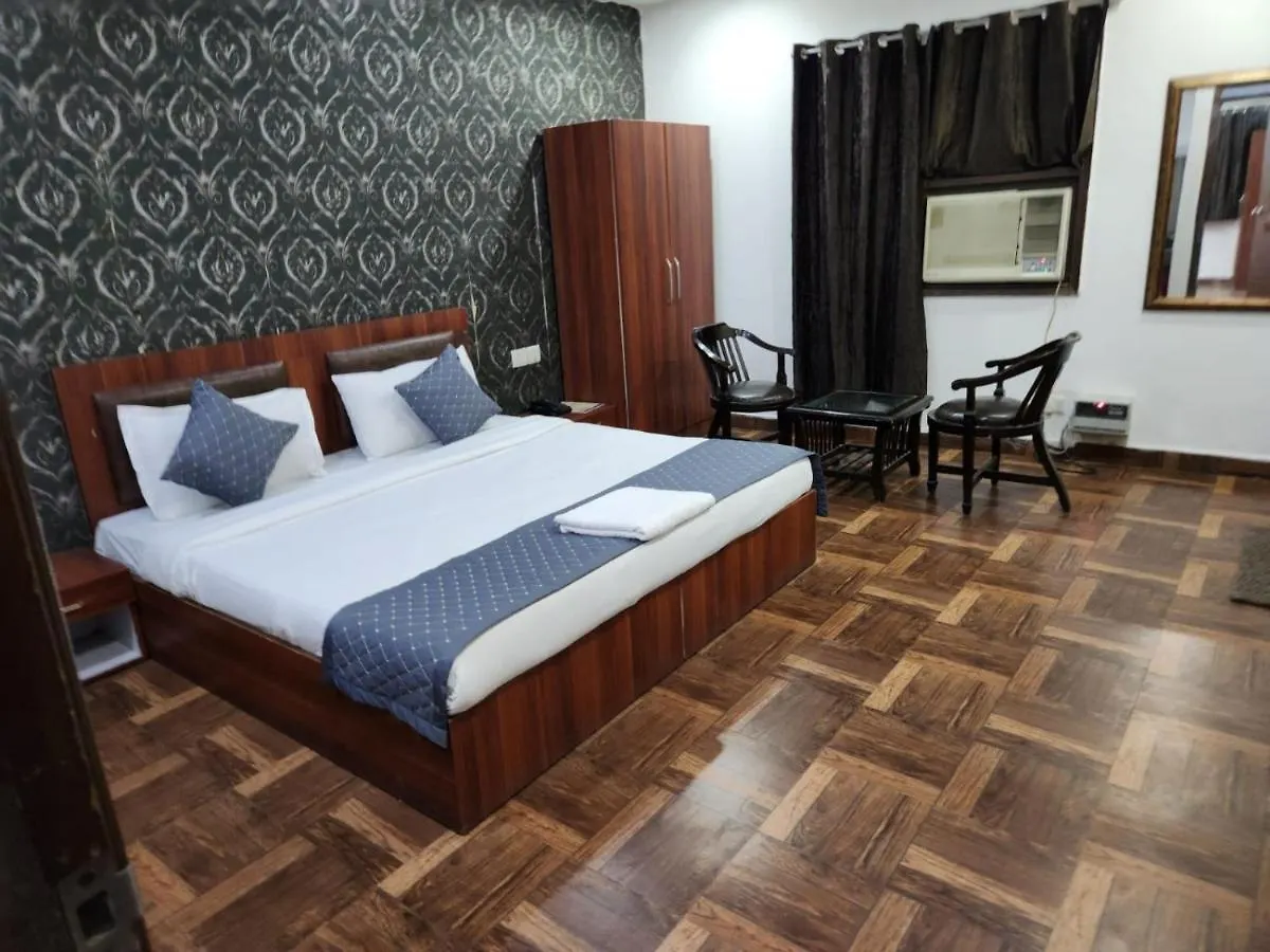 Hotel Clayton Near Igi Airport Delhi New Delhi
