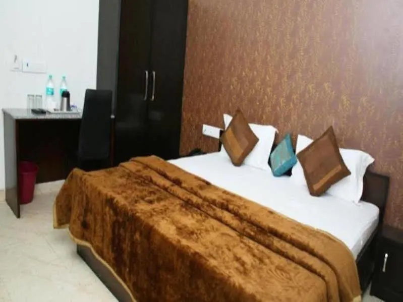 Hotel Clayton Near Igi Airport Delhi New Delhi