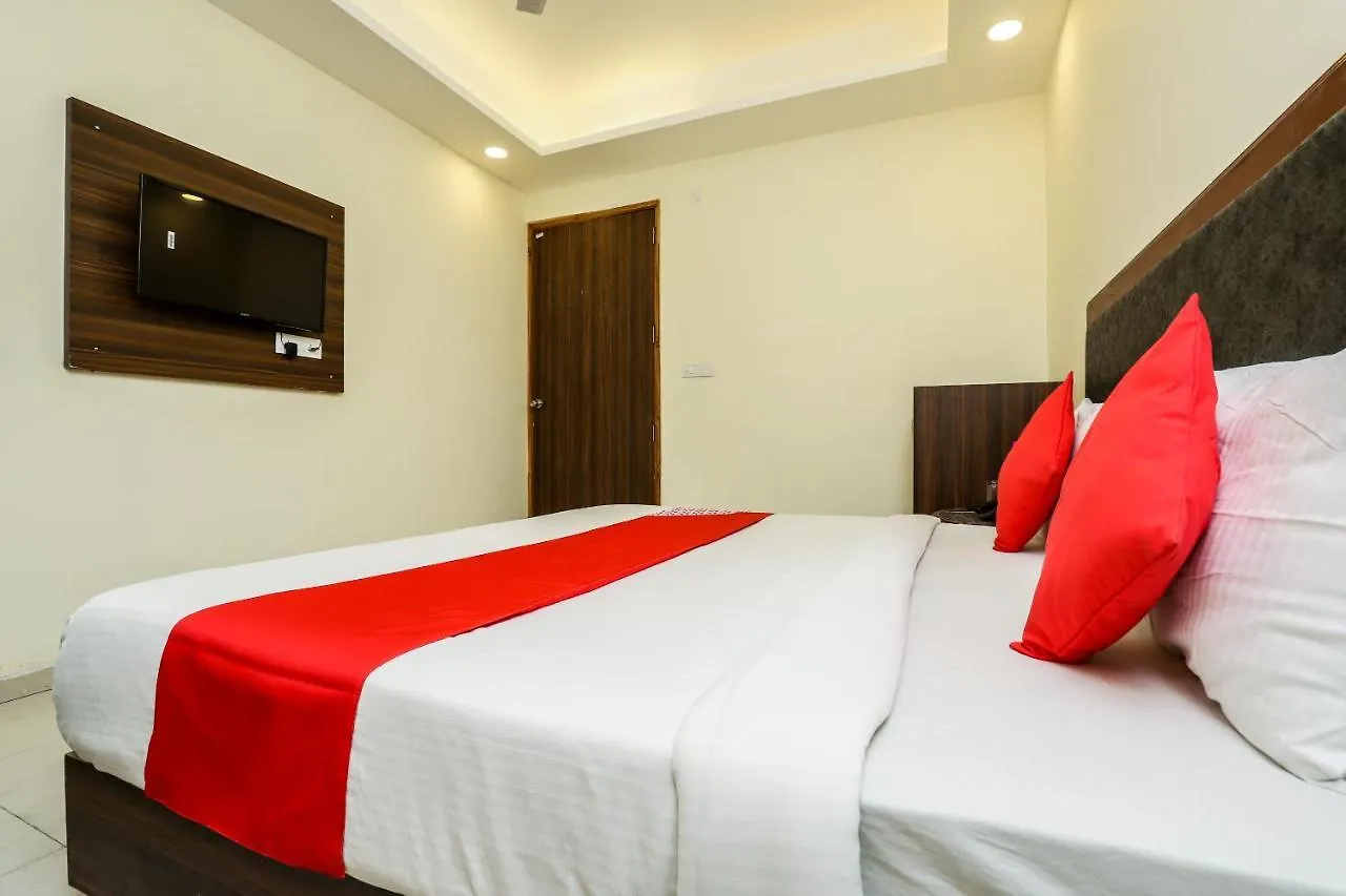 Hotel Clayton Near Igi Airport Delhi New Delhi
