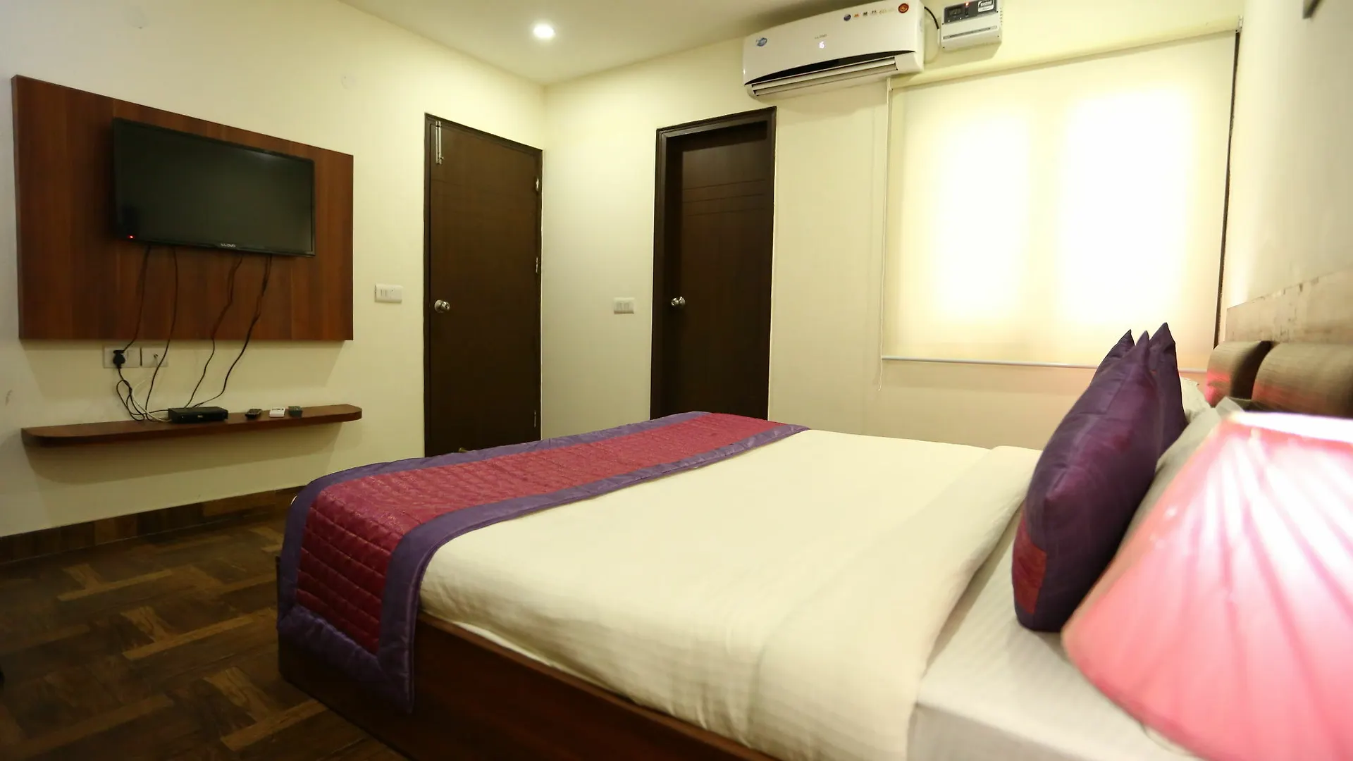 Hotel Clayton Near Igi Airport Delhi New Delhi India